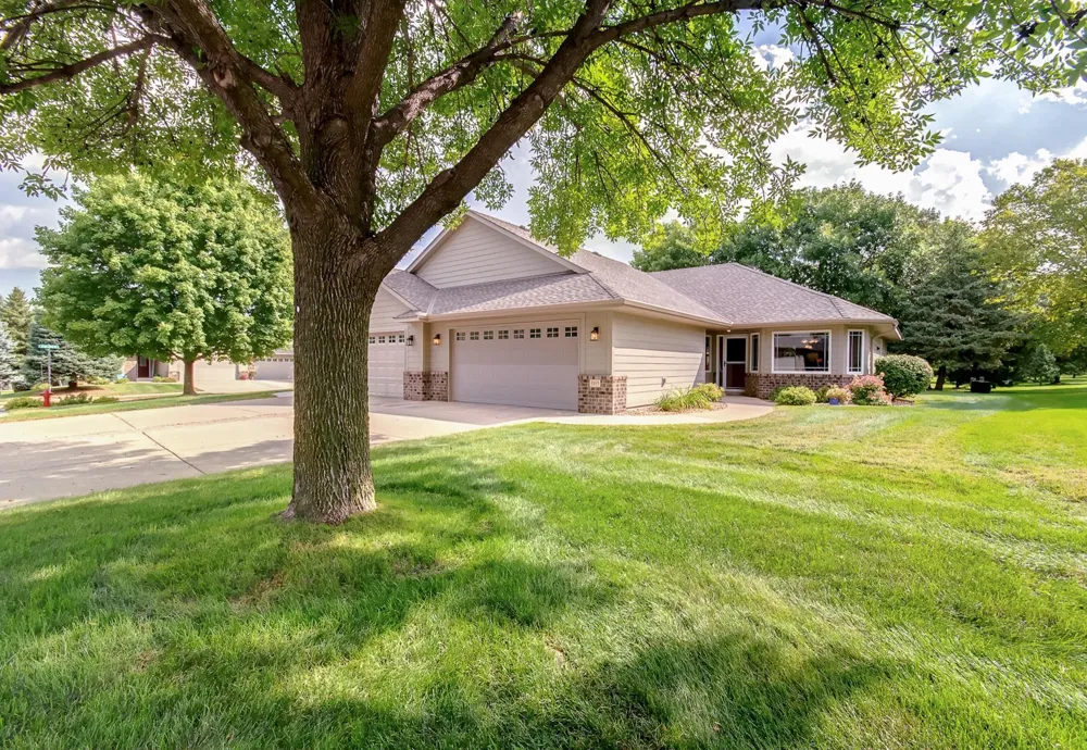 1105 Freedom Avenue NE New Prague, MN 56071