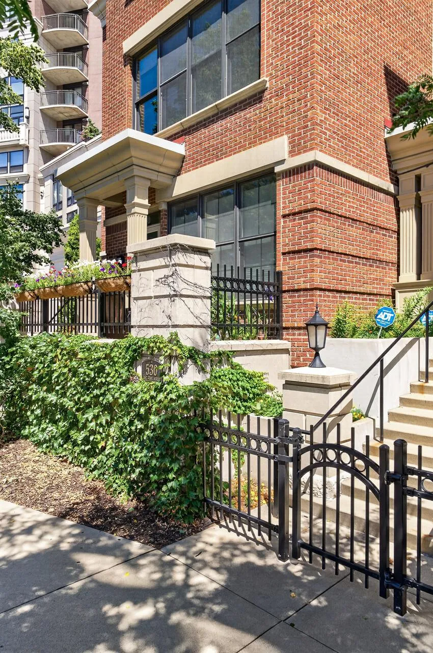 530 Grant Street E Minneapolis, MN 55404