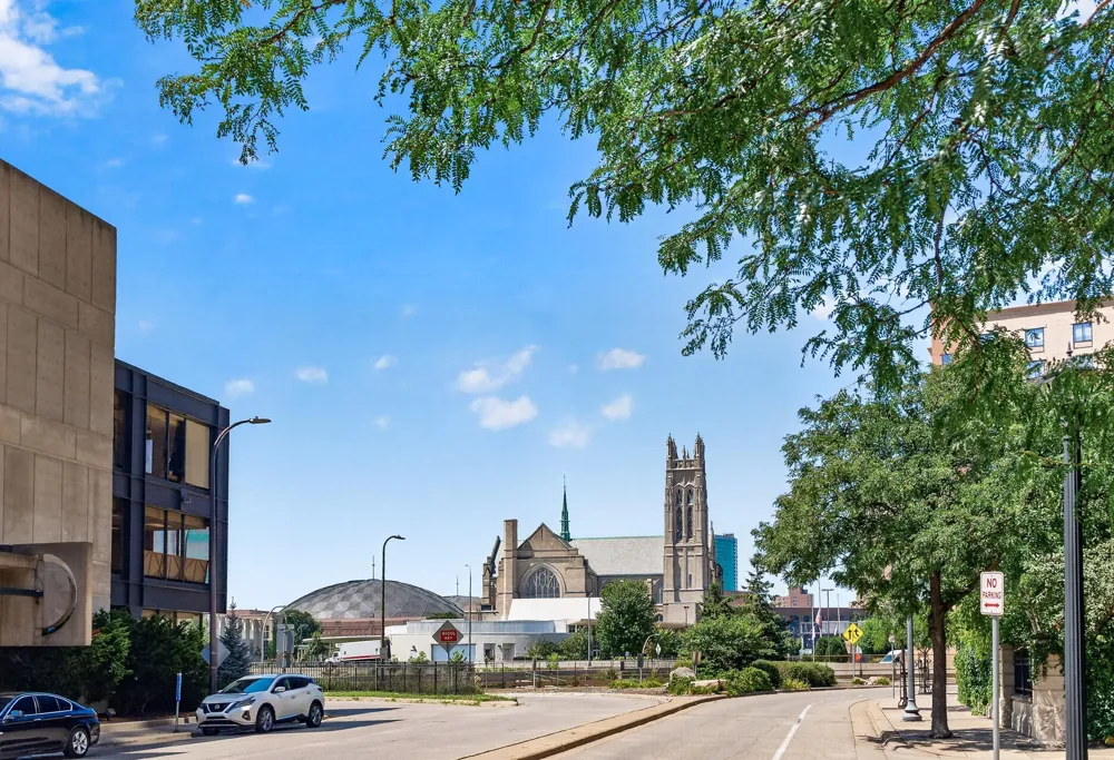 530 Grant Street E Minneapolis, MN 55404