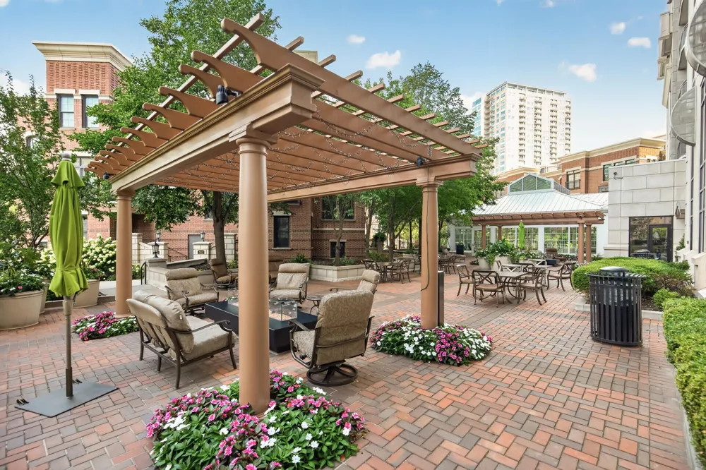 530 Grant Street E Minneapolis, MN 55404