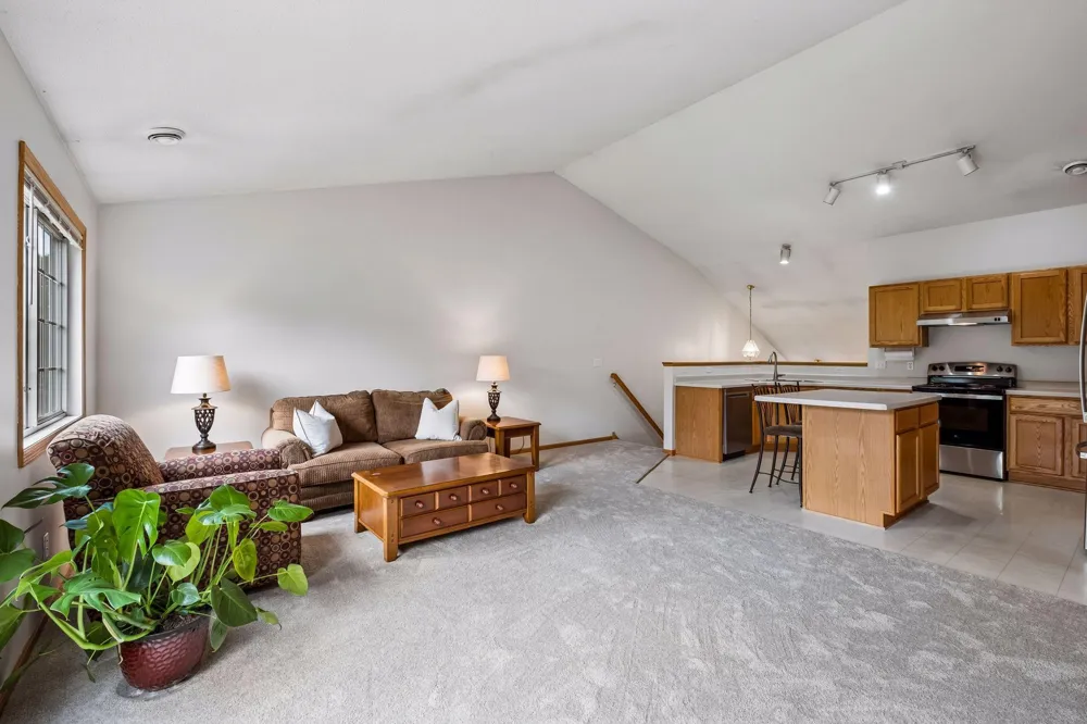 6646 154th Street W #162 Apple Valley, MN 55124