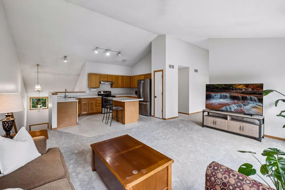 6646 154th Street W #162 Apple Valley, MN 55124