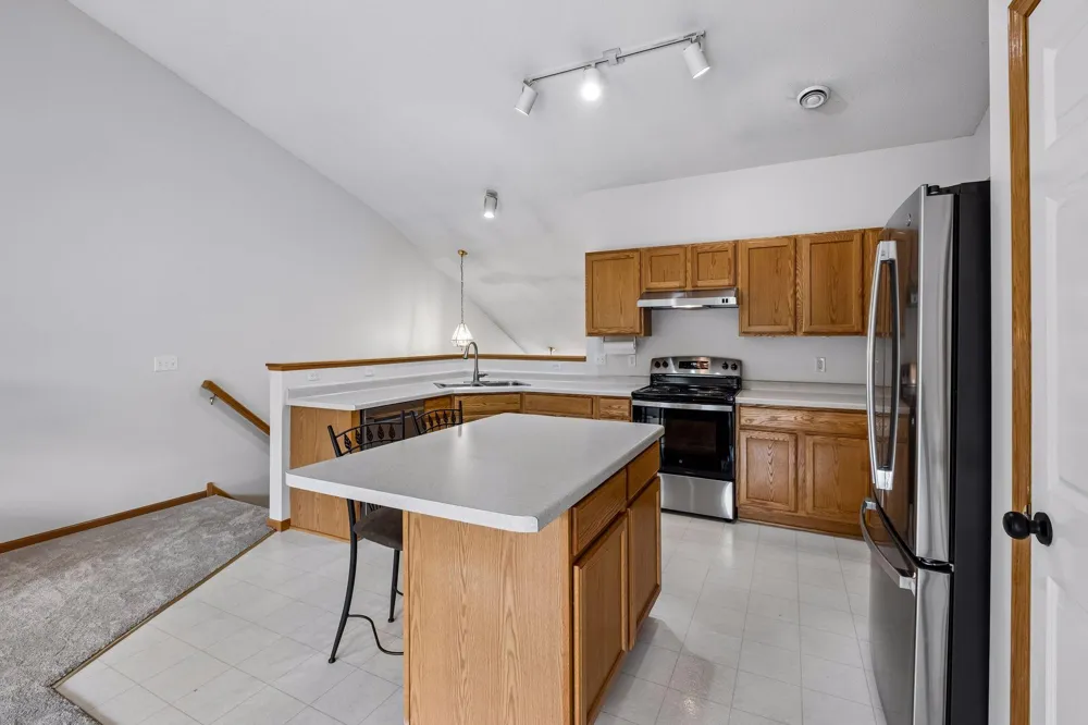 6646 154th Street W #162 Apple Valley, MN 55124