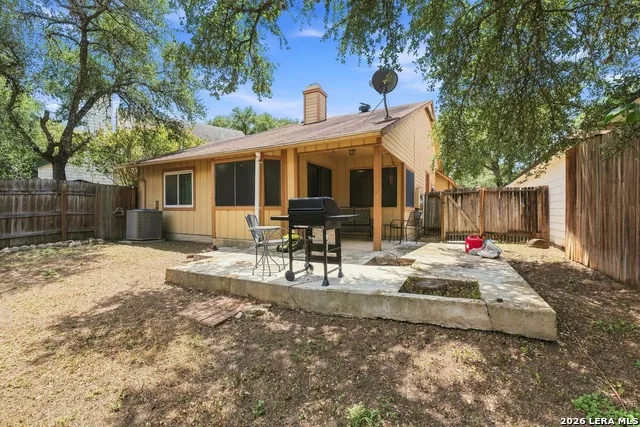 16610 FALLEN TREE DR San Antonio, TX 78247