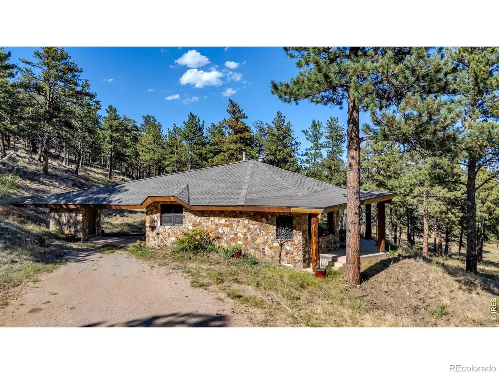 3723 Blue Mountain Trail Lyons, CO 80540