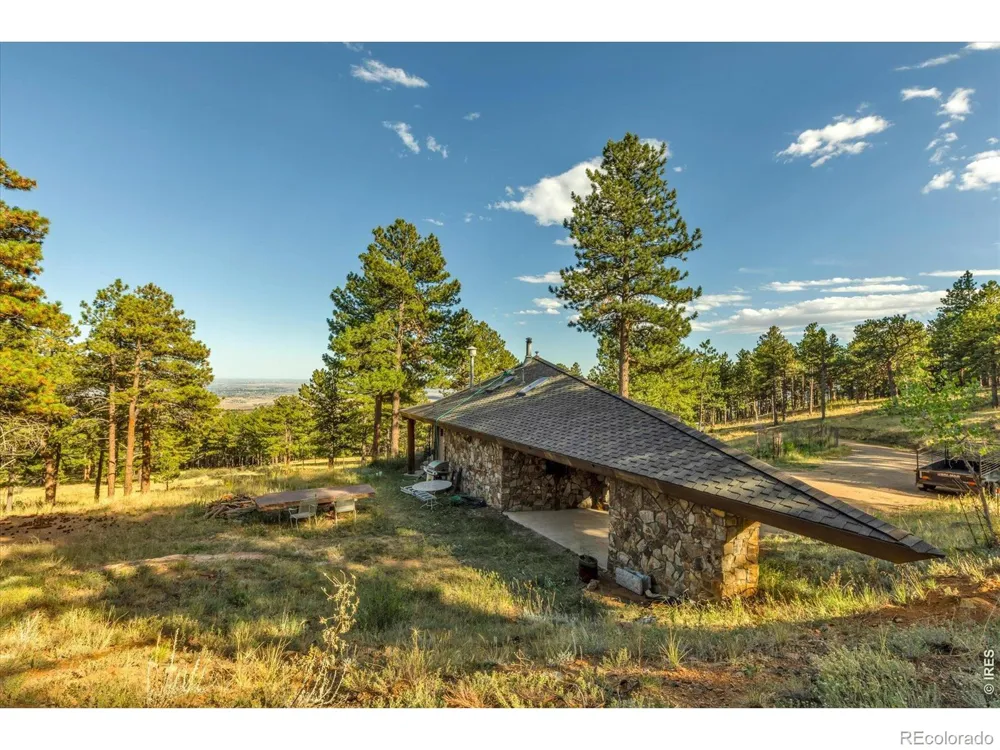 3723 Blue Mountain Trail Lyons, CO 80540