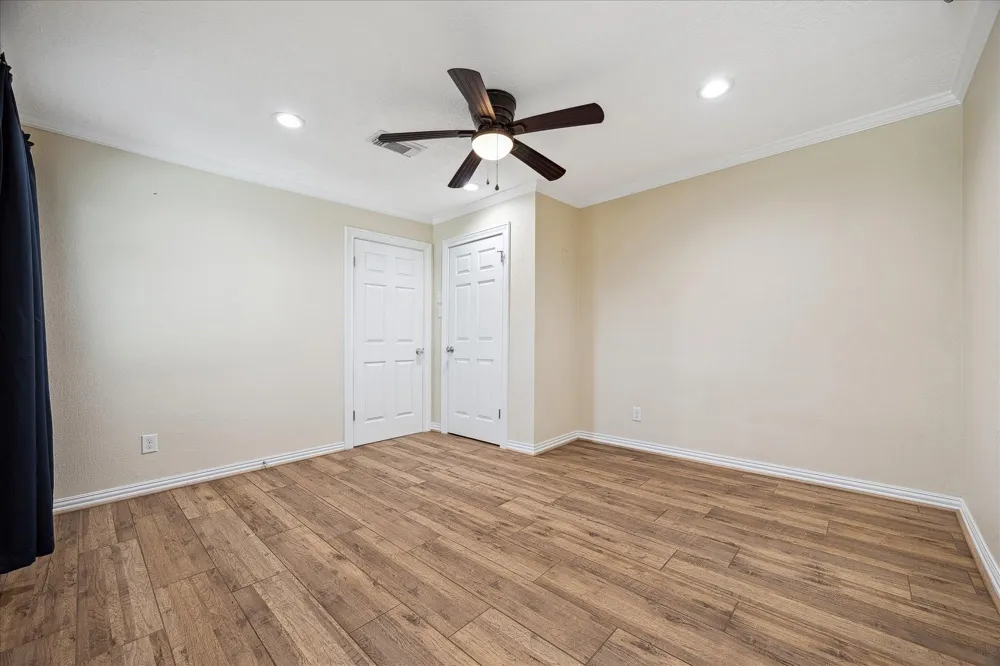 1325 Curtin Street Houston, TX 77018