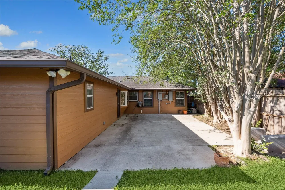 1325 Curtin Street Houston, TX 77018