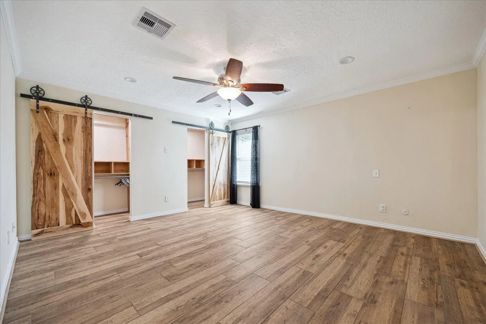 1325 Curtin Street Houston, TX 77018