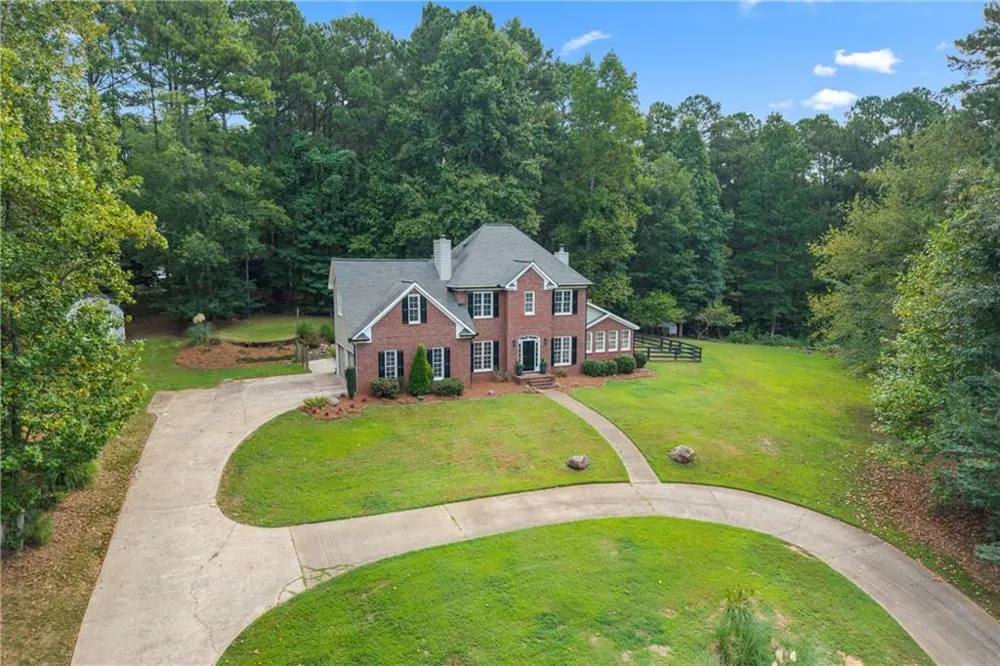 71 Picketts View Acworth, GA 30101