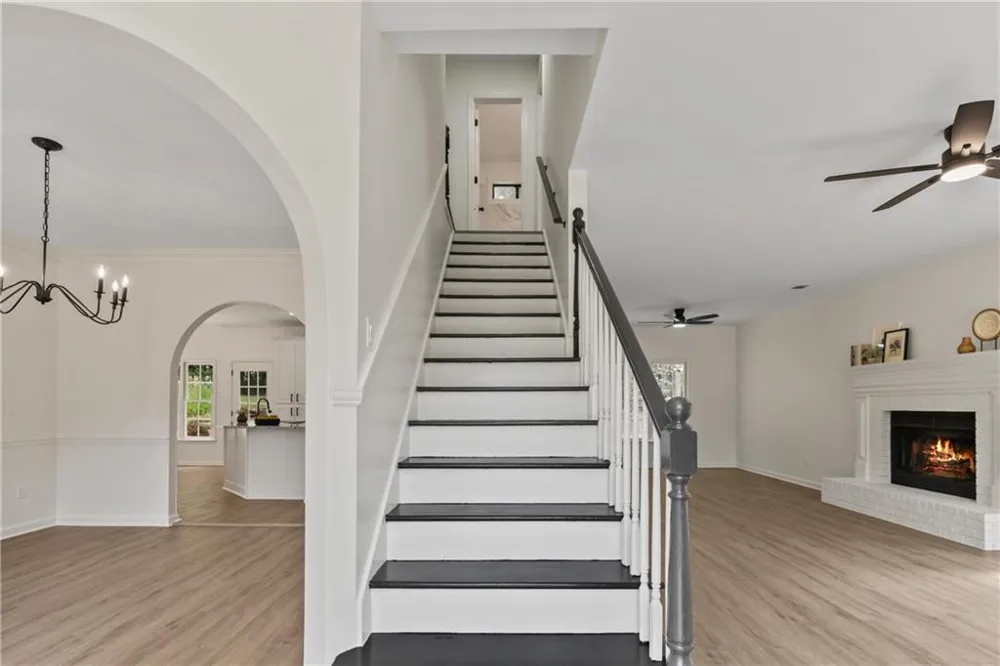 71 Picketts View Acworth, GA 30101