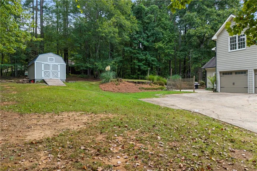 71 Picketts View Acworth, GA 30101