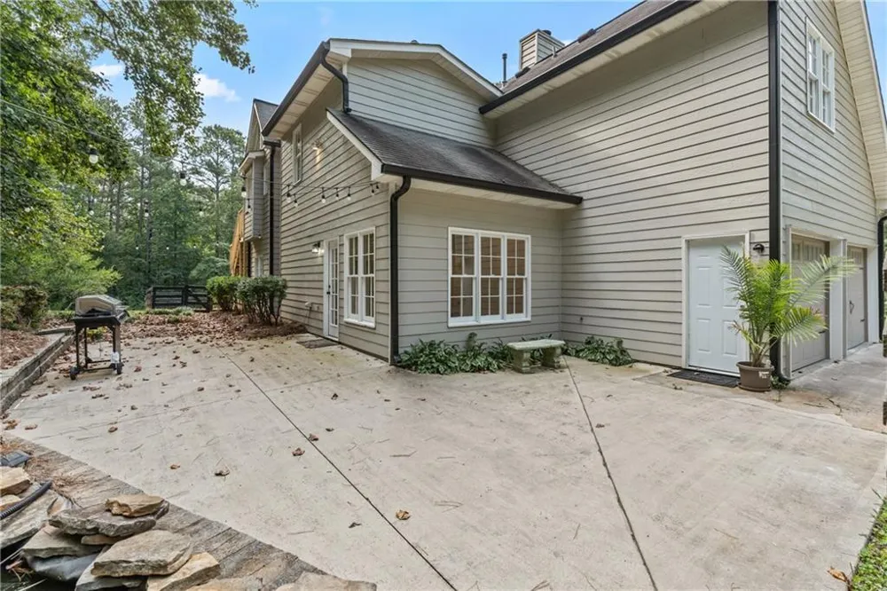 71 Picketts View Acworth, GA 30101