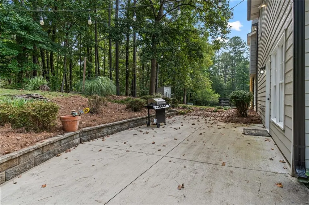 71 Picketts View Acworth, GA 30101