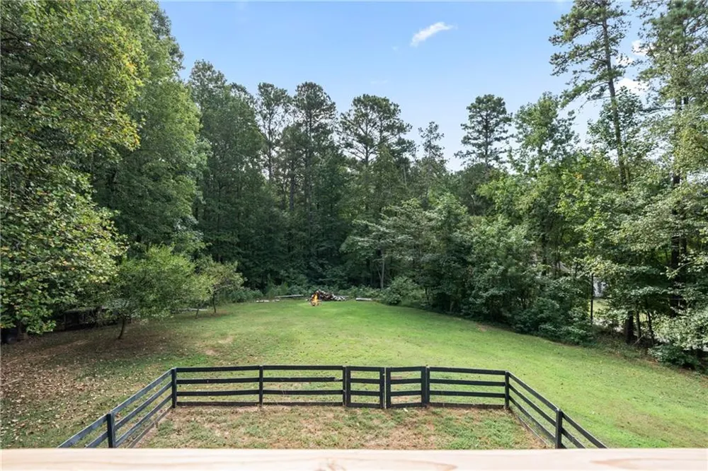 71 Picketts View Acworth, GA 30101
