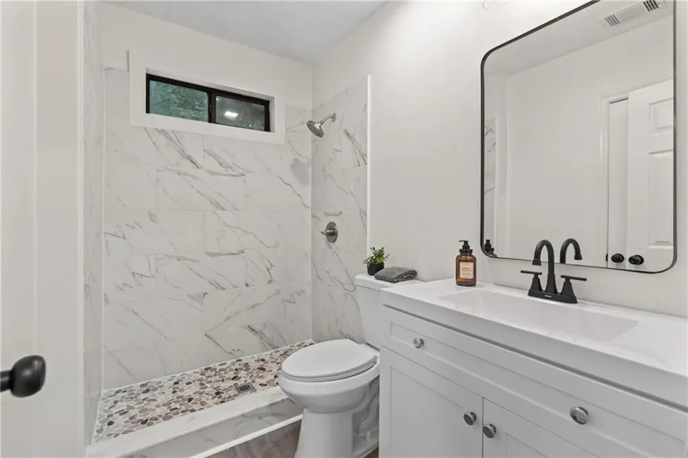 71 Picketts View Acworth, GA 30101