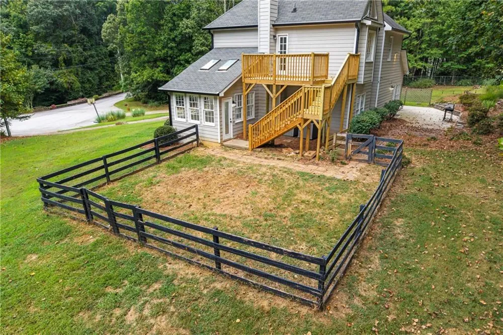 71 Picketts View Acworth, GA 30101