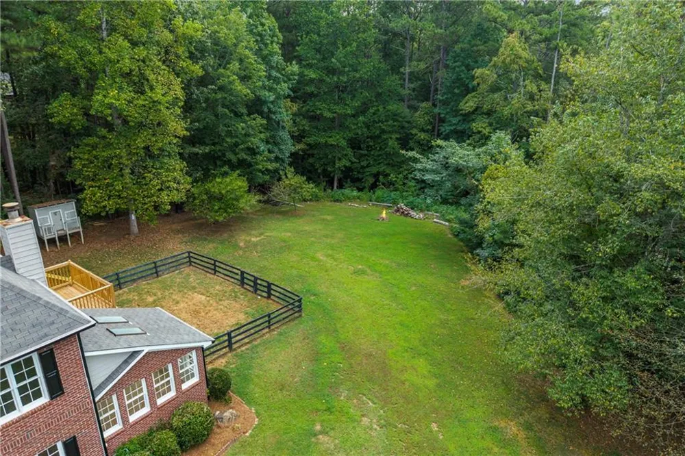 71 Picketts View Acworth, GA 30101