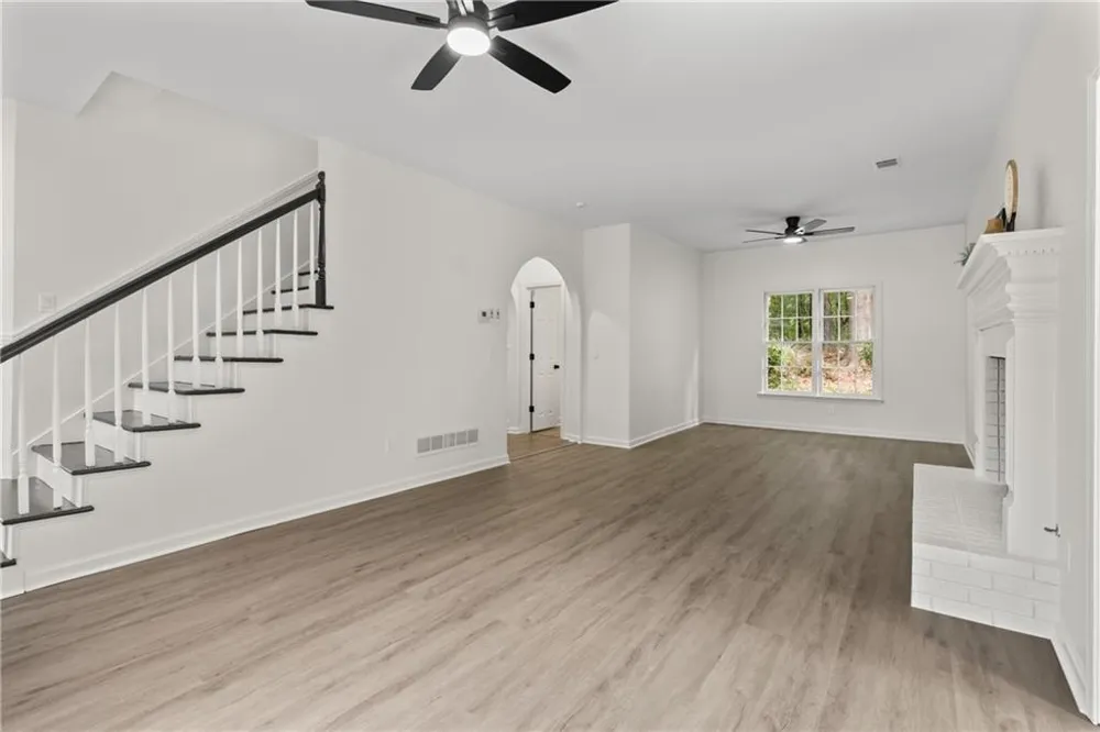 71 Picketts View Acworth, GA 30101