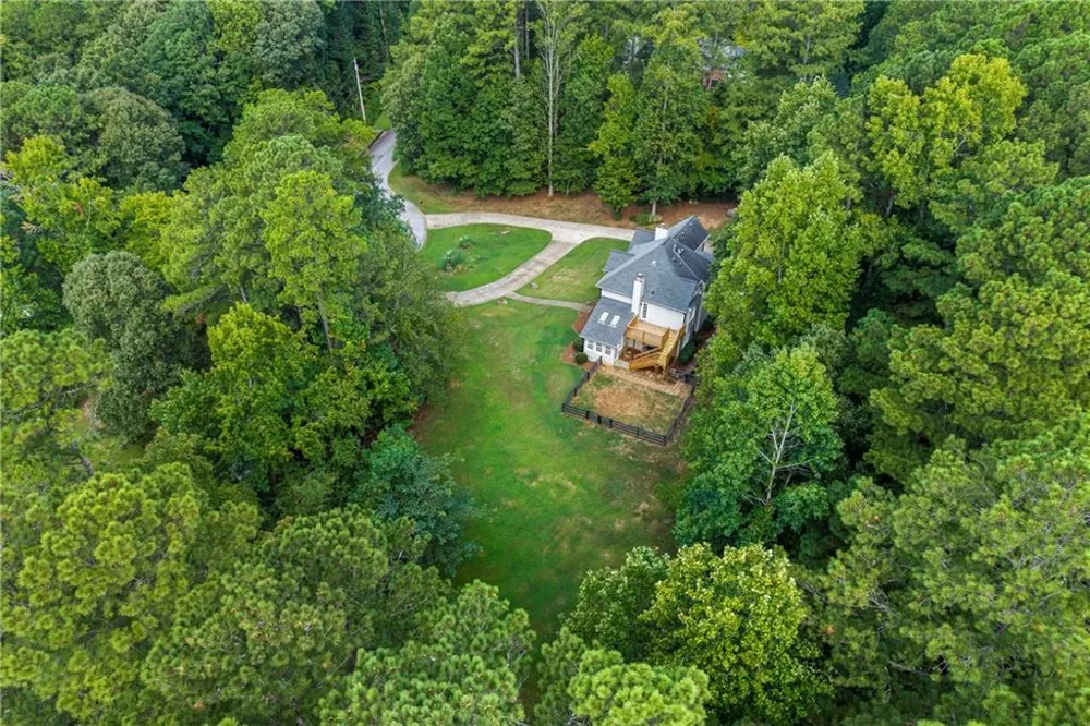 71 Picketts View Acworth, GA 30101
