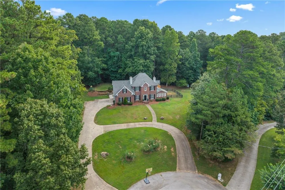71 Picketts View Acworth, GA 30101