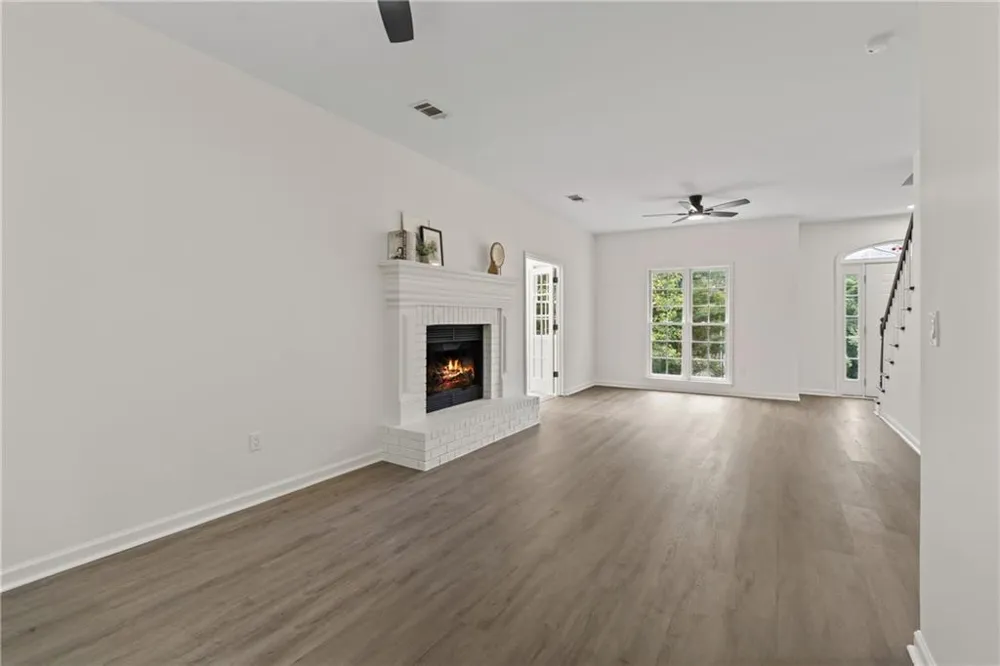 71 Picketts View Acworth, GA 30101
