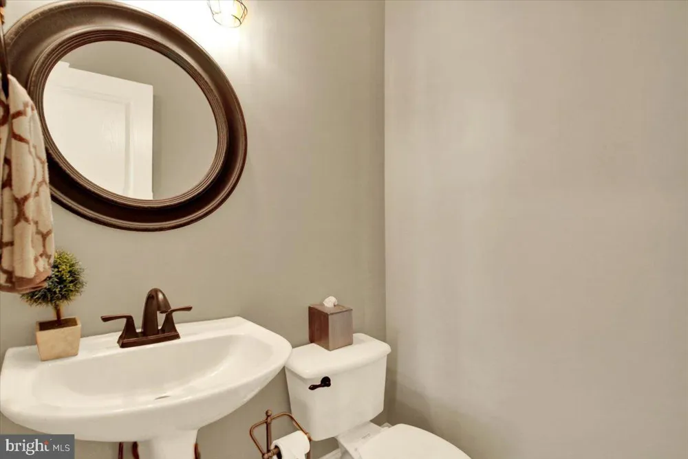 3381 HARWOOD Reading, PA 19608
