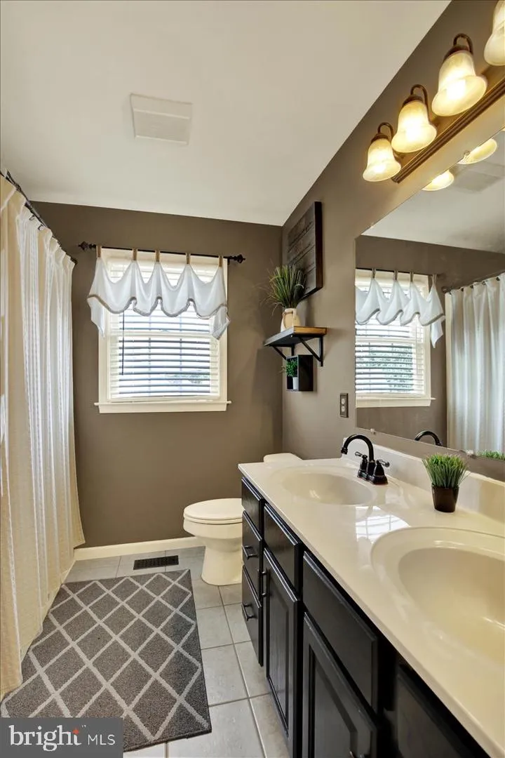 3381 HARWOOD Reading, PA 19608