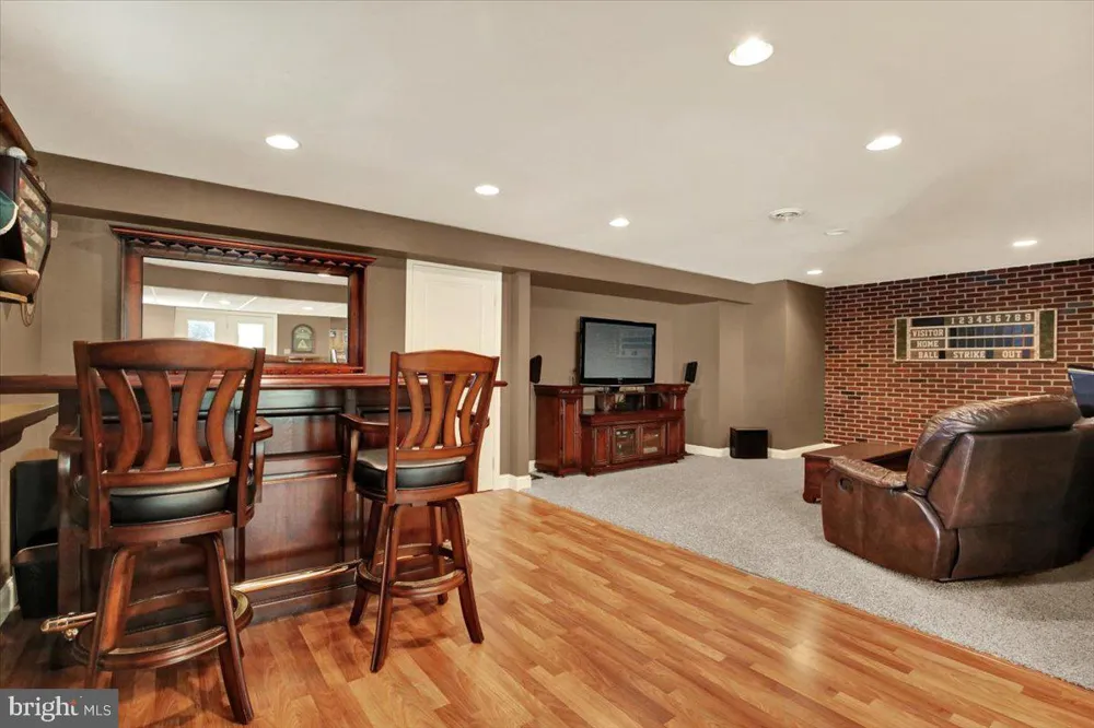 3381 HARWOOD Reading, PA 19608