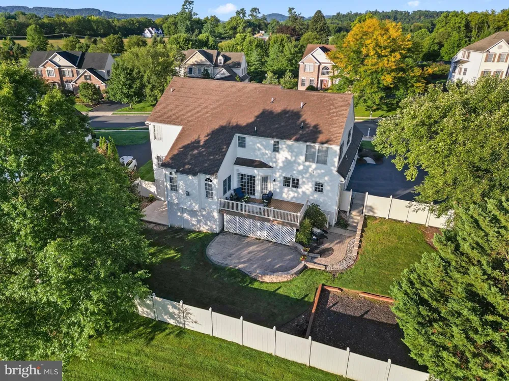 3381 HARWOOD Reading, PA 19608