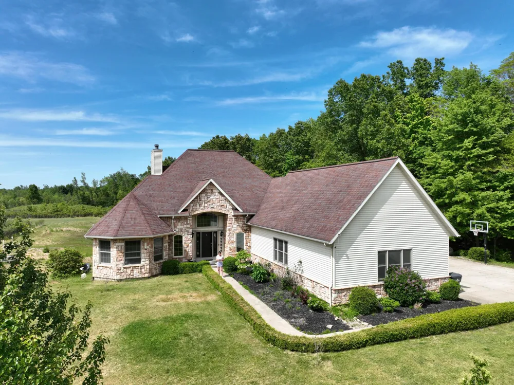 77544 38th Avenue Covert, MI 49043