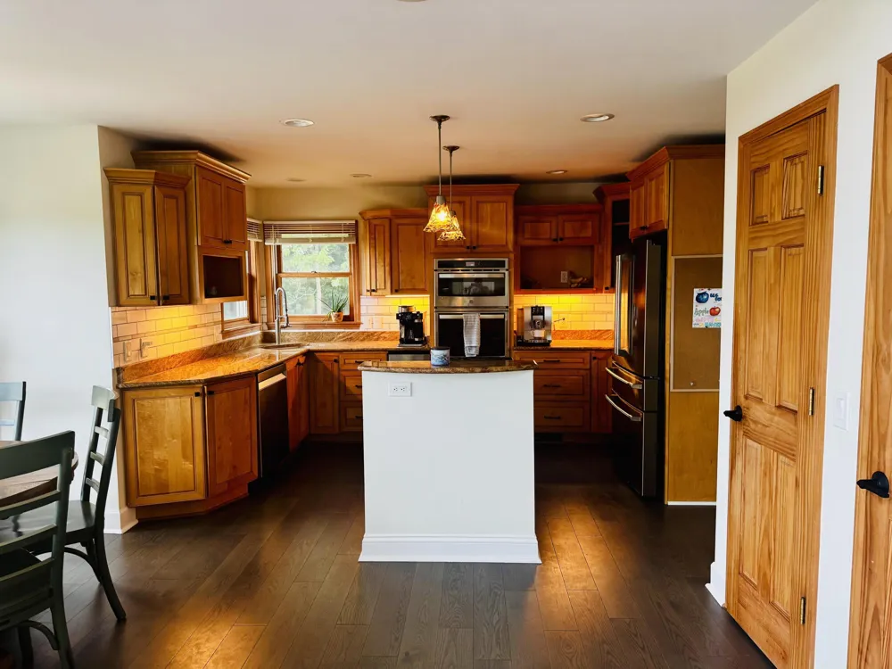 77544 38th Avenue Covert, MI 49043