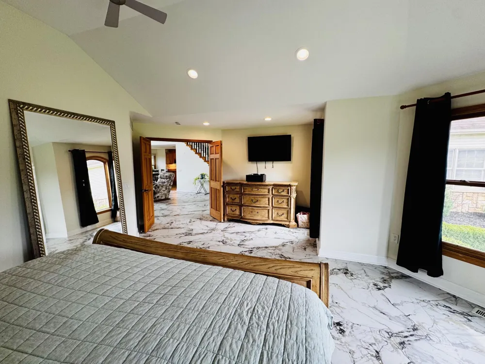 77544 38th Avenue Covert, MI 49043
