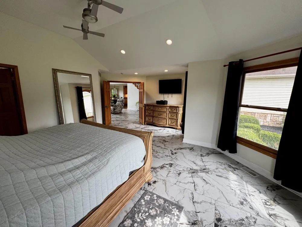 77544 38th Avenue Covert, MI 49043