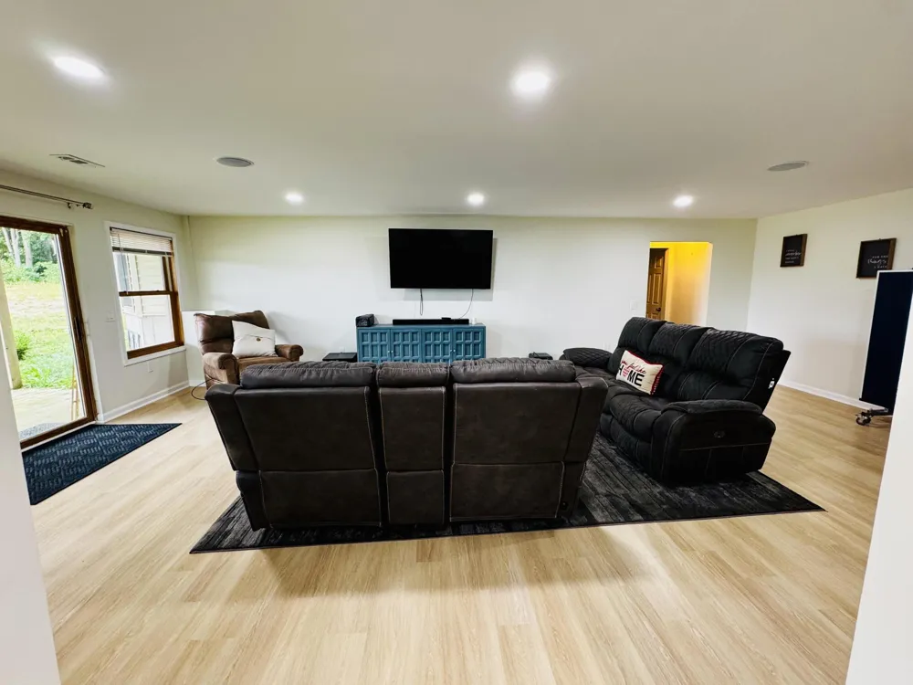 77544 38th Avenue Covert, MI 49043