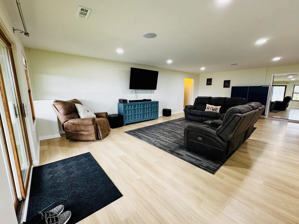 77544 38th Avenue Covert, MI 49043