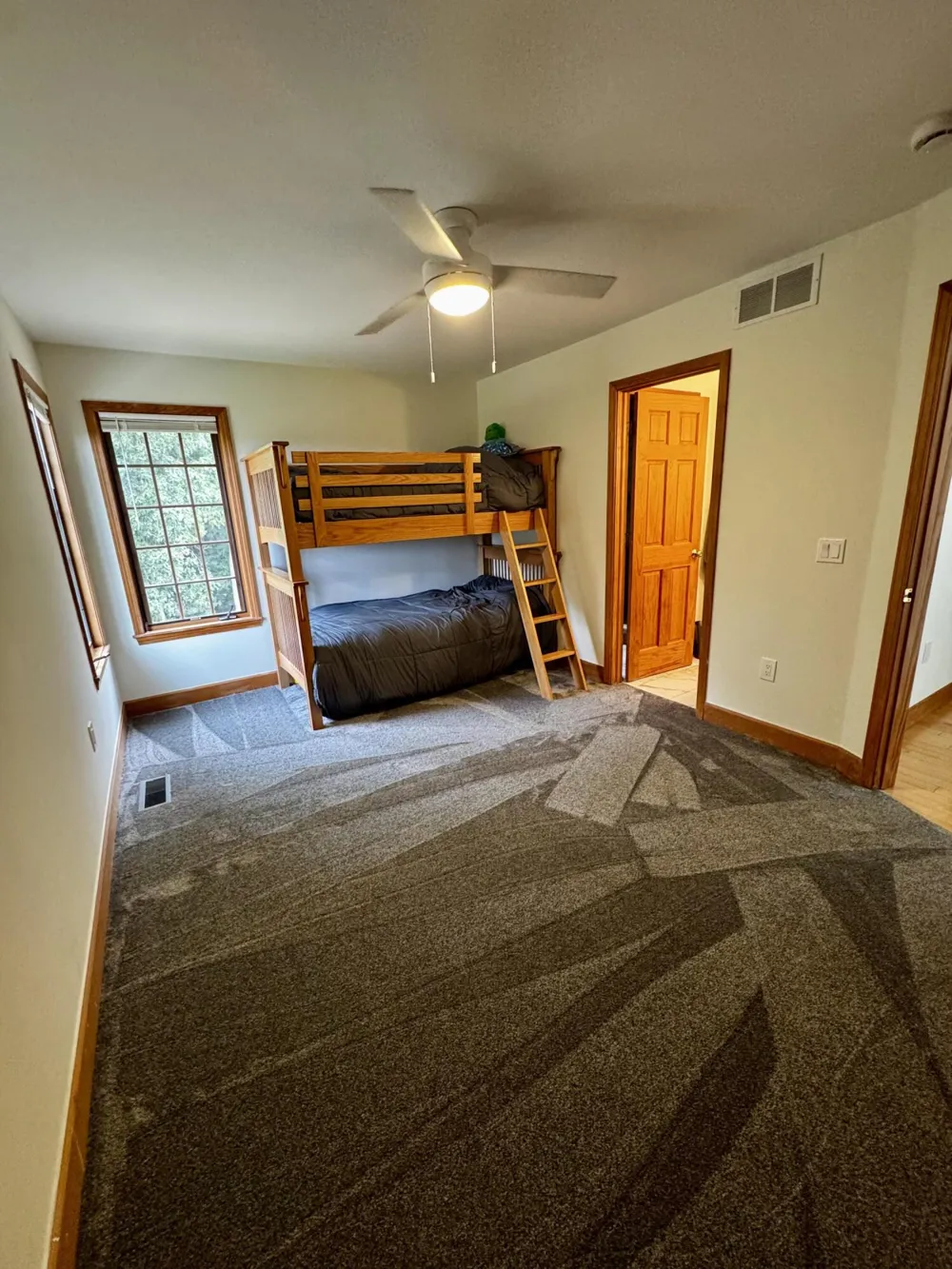 77544 38th Avenue Covert, MI 49043
