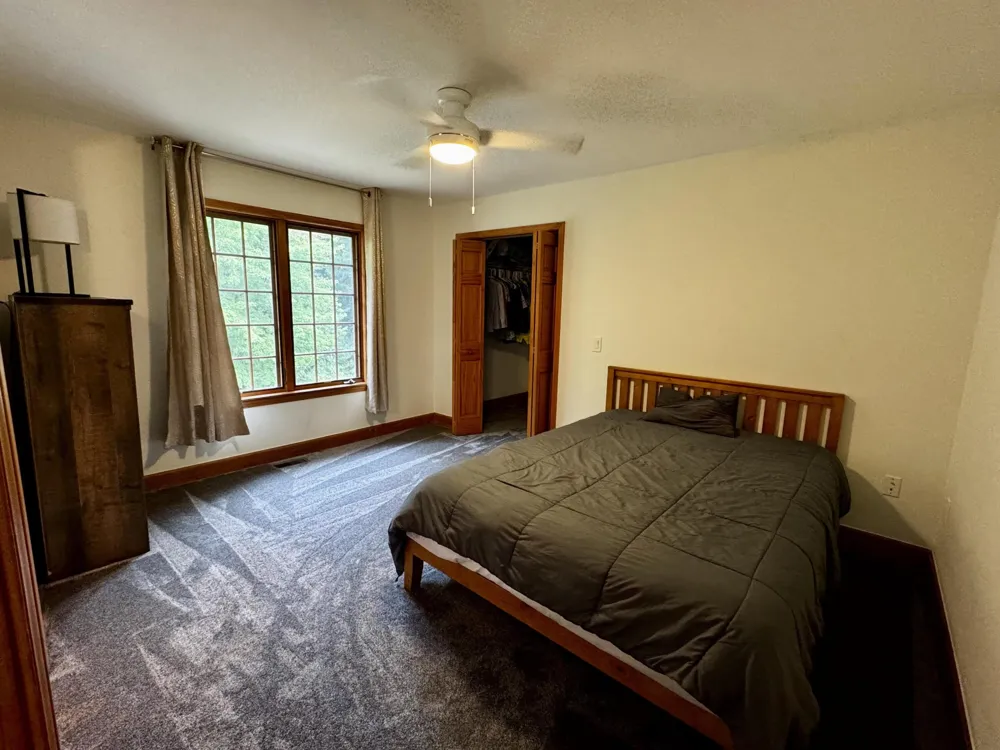 77544 38th Avenue Covert, MI 49043