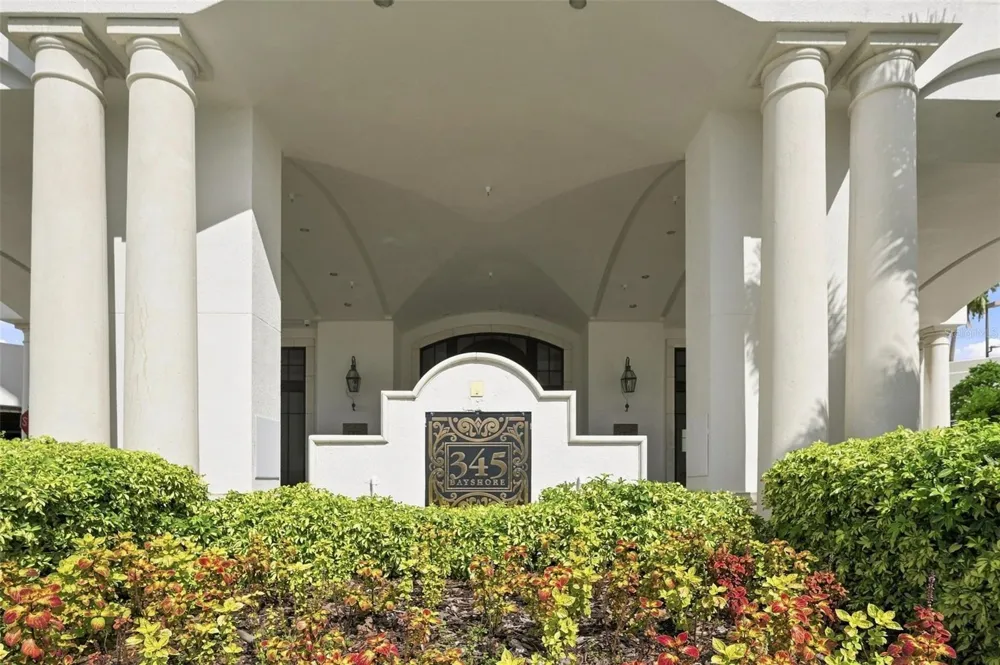 345 BAYSHORE BOULEVARD #1006 Tampa, FL 33606