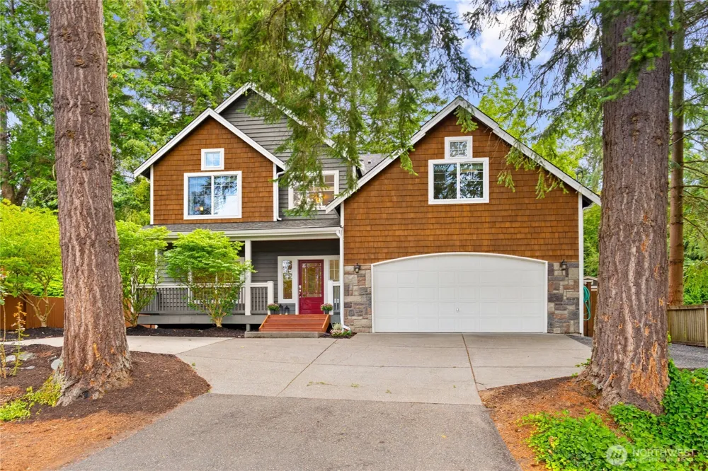 19028 37th Avenue NE Lake Forest Park, WA 98155