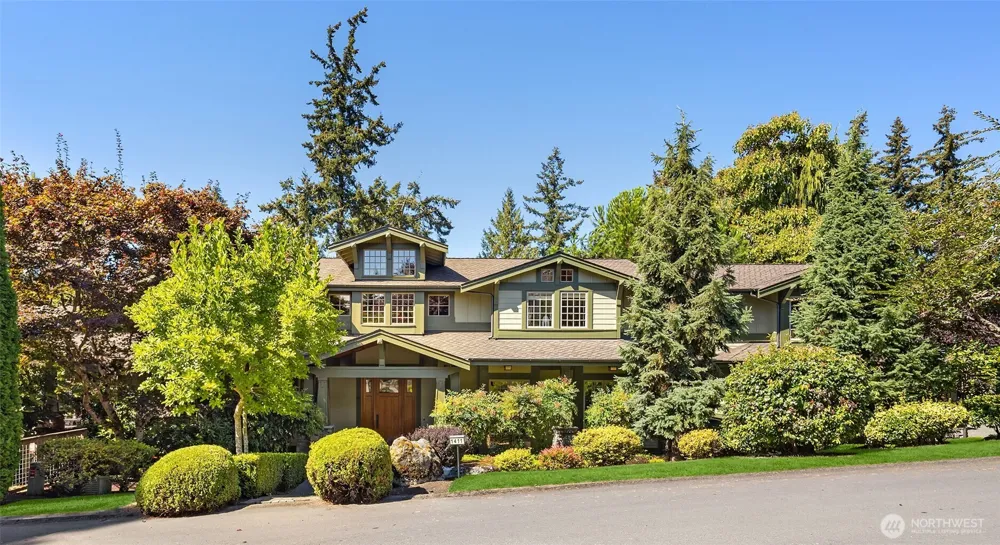 1411 8th Street W Kirkland, WA 98033