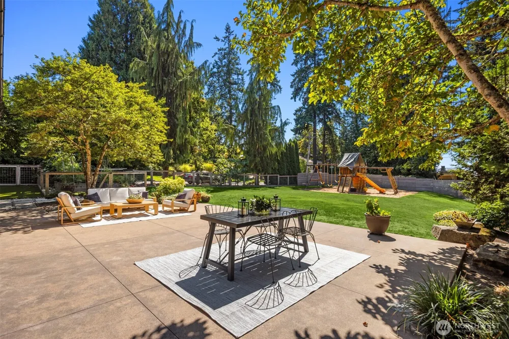 1411 8th Street W Kirkland, WA 98033