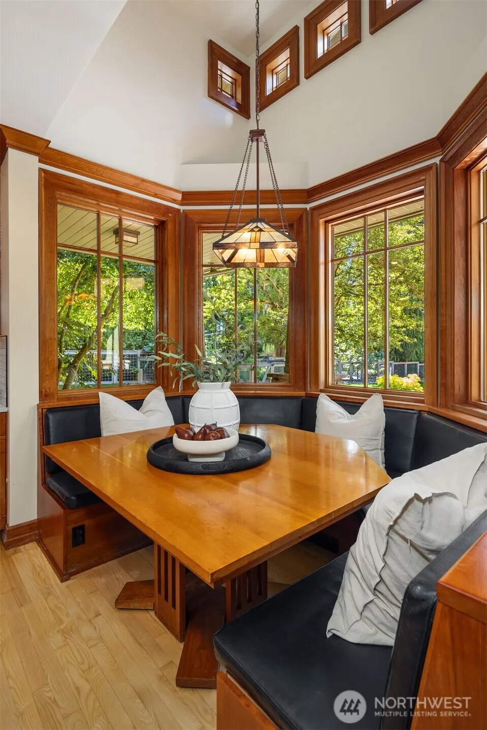 1411 8th Street W Kirkland, WA 98033
