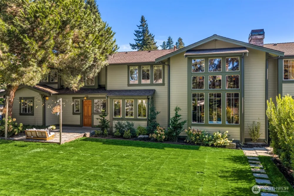 1411 8th Street W Kirkland, WA 98033
