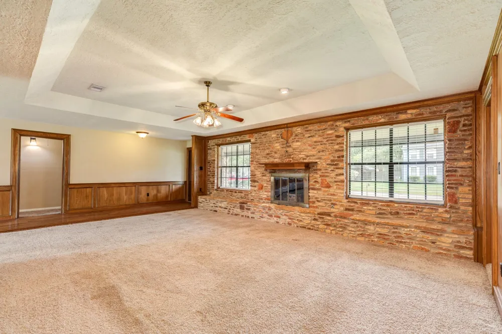 436 Huckleberry Drive Lake Jackson, TX 77566