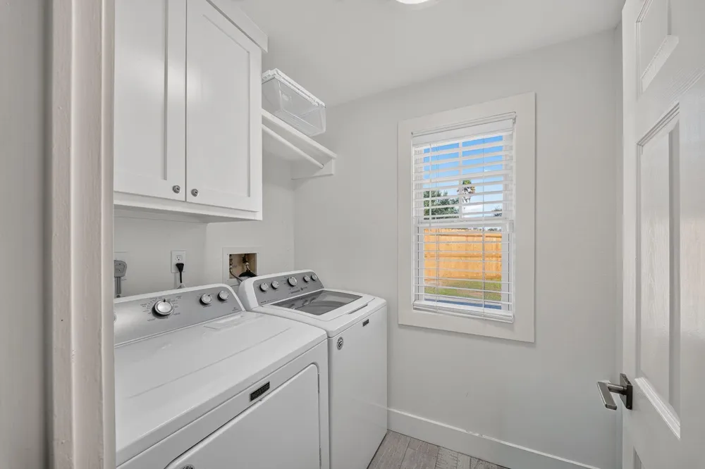 111 Caribbean Drive Corpus Christi, TX 78418