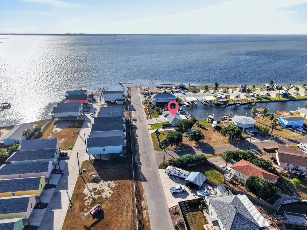 111 Caribbean Drive Corpus Christi, TX 78418
