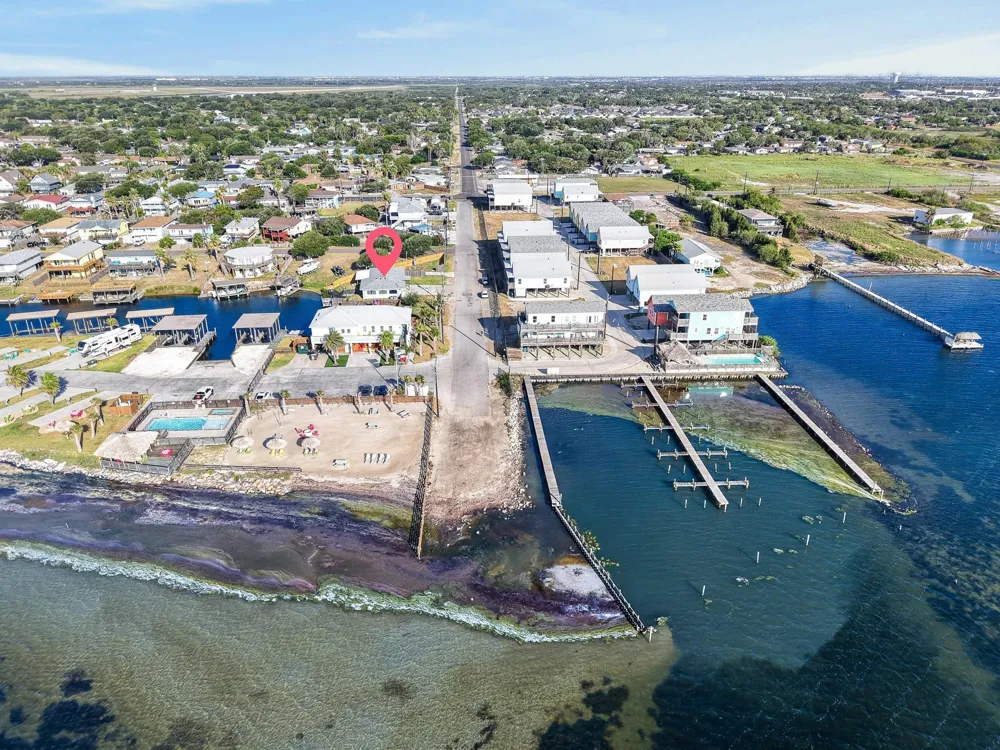 111 Caribbean Drive Corpus Christi, TX 78418
