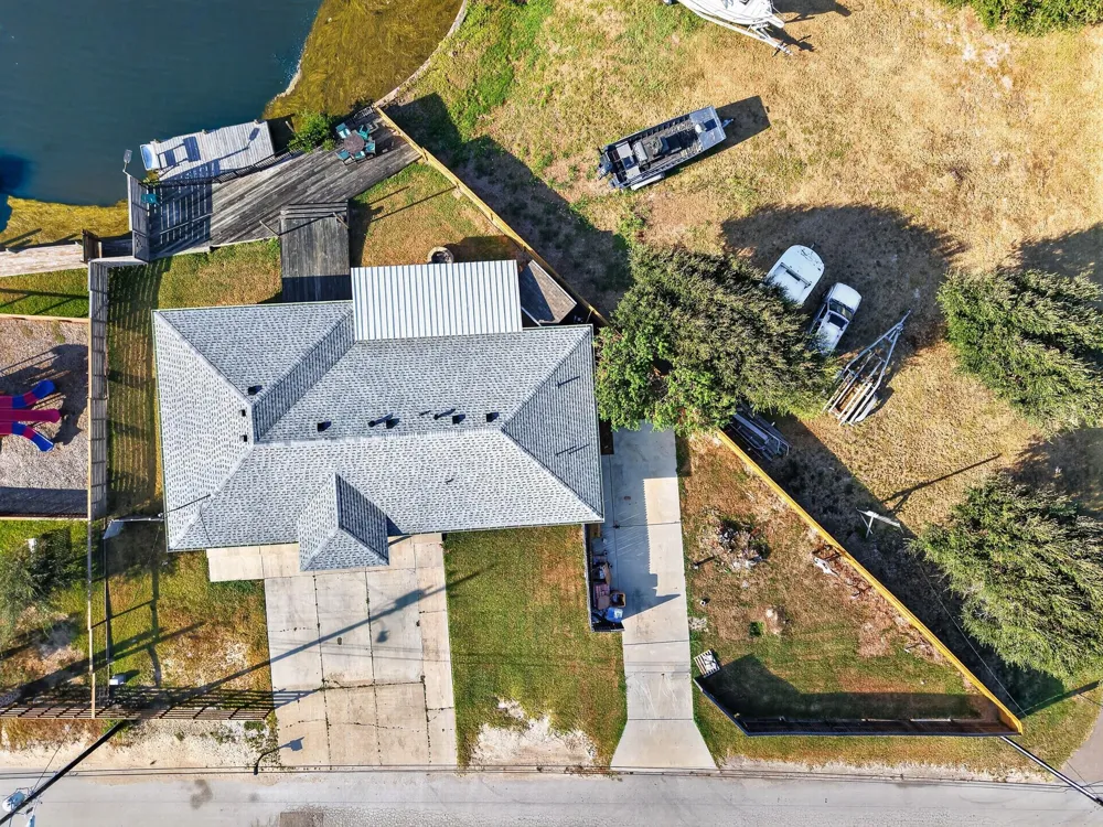111 Caribbean Drive Corpus Christi, TX 78418