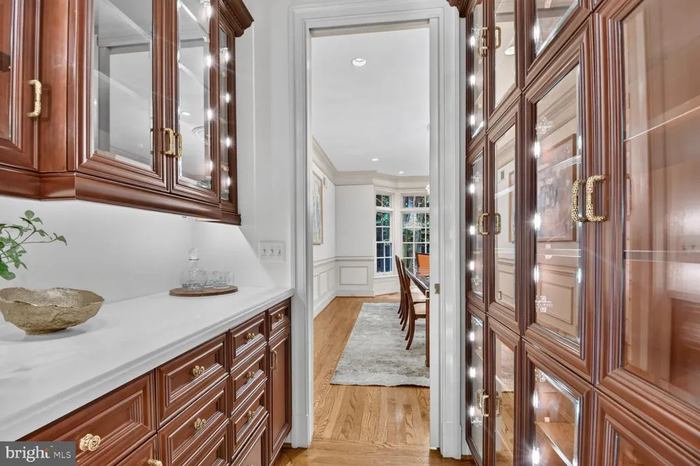 11216 RIVER VIEW DRIVE Potomac, MD 20854
